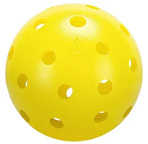 Sử dụng bóng pickleball hiệu quả