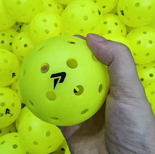Bóng Pickleball dùng trong nhà