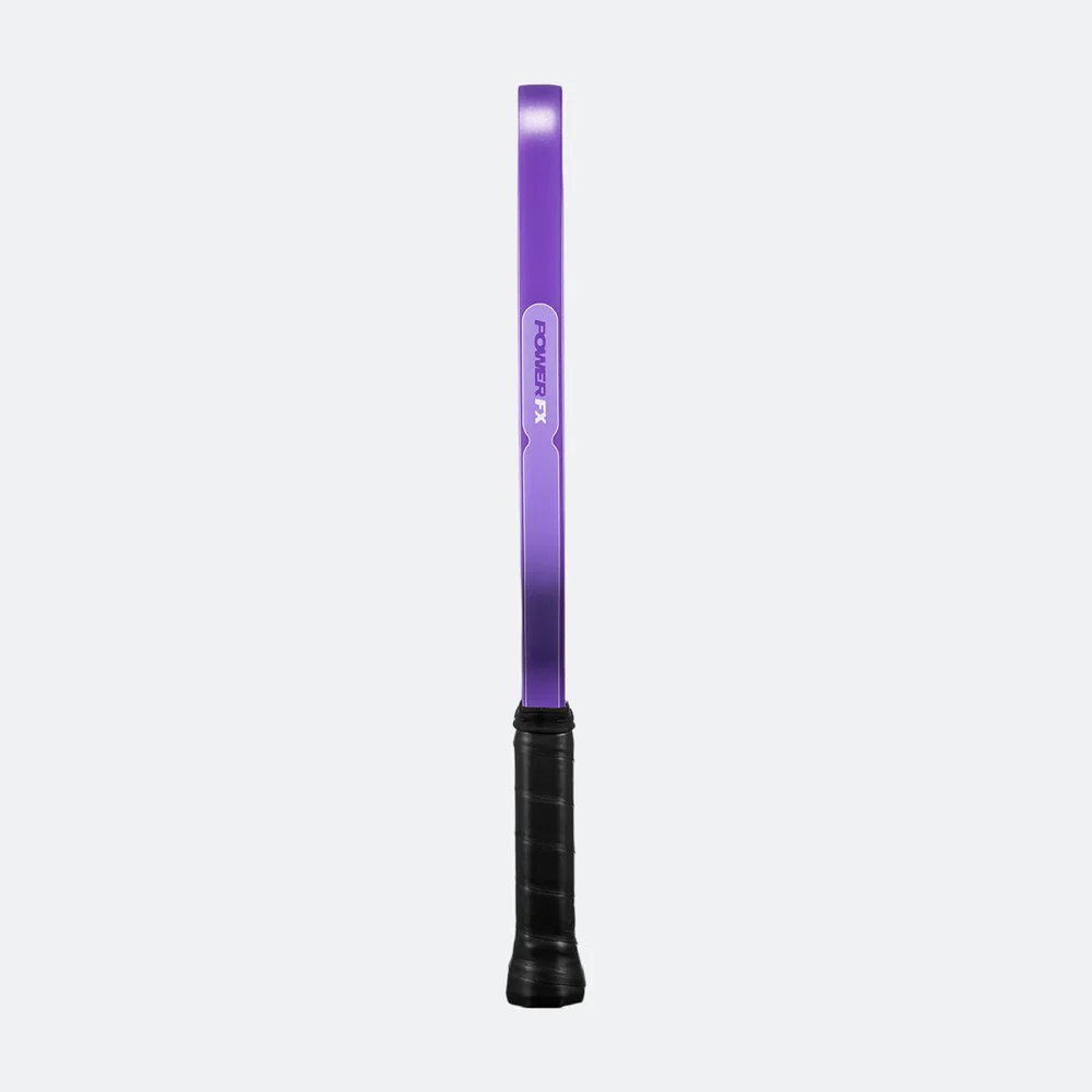Cạnh vợt Power FX Mischief chụp ngang từ bên hông